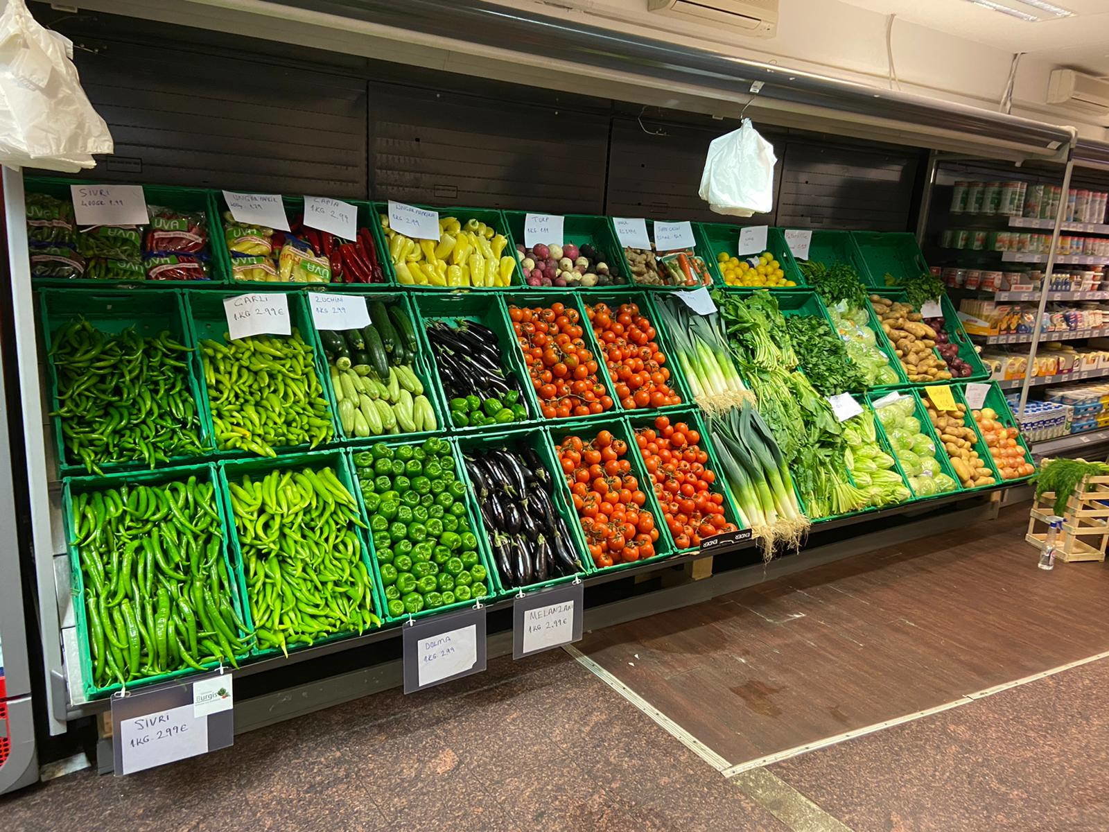 Gemüseauswahl vom Desim Supermarkt